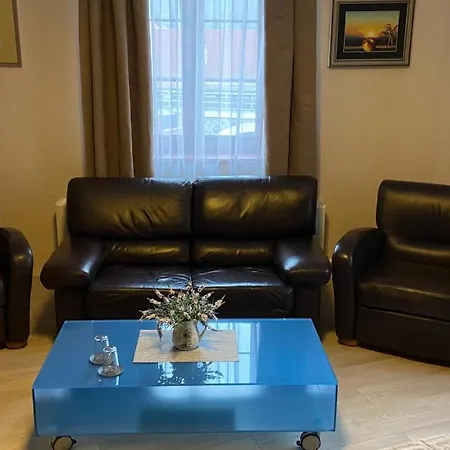 4rooms * Roztoky (Prague-West)